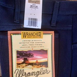 NWT Wrangler Twill Pants. 38 x 32